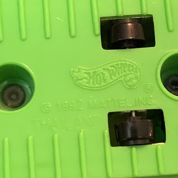 Hot Wheels 1992 Treadator Hot Rod Retired Hotwheels HW Mattel Collectible Toy - Picture 5 of 7